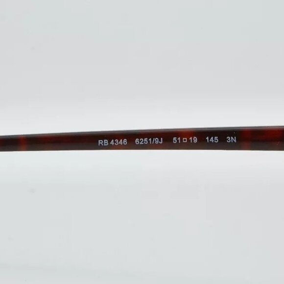 Ray-Ban Sunglasses - Picture 7 of 12